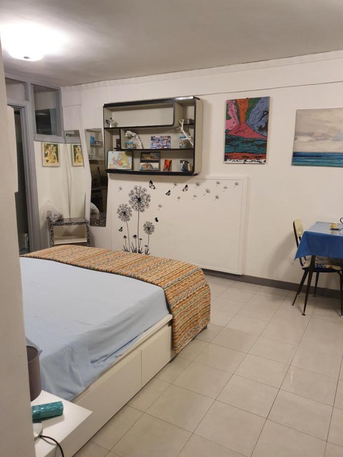 San Gregorio Suite&Breakfast Наполи Екстериор снимка
