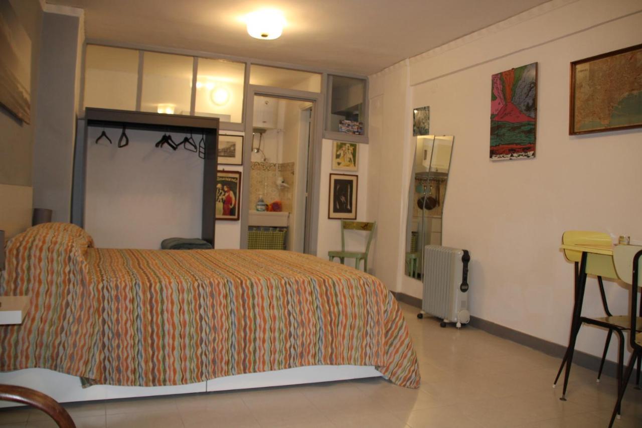 San Gregorio Suite&Breakfast Наполи Екстериор снимка